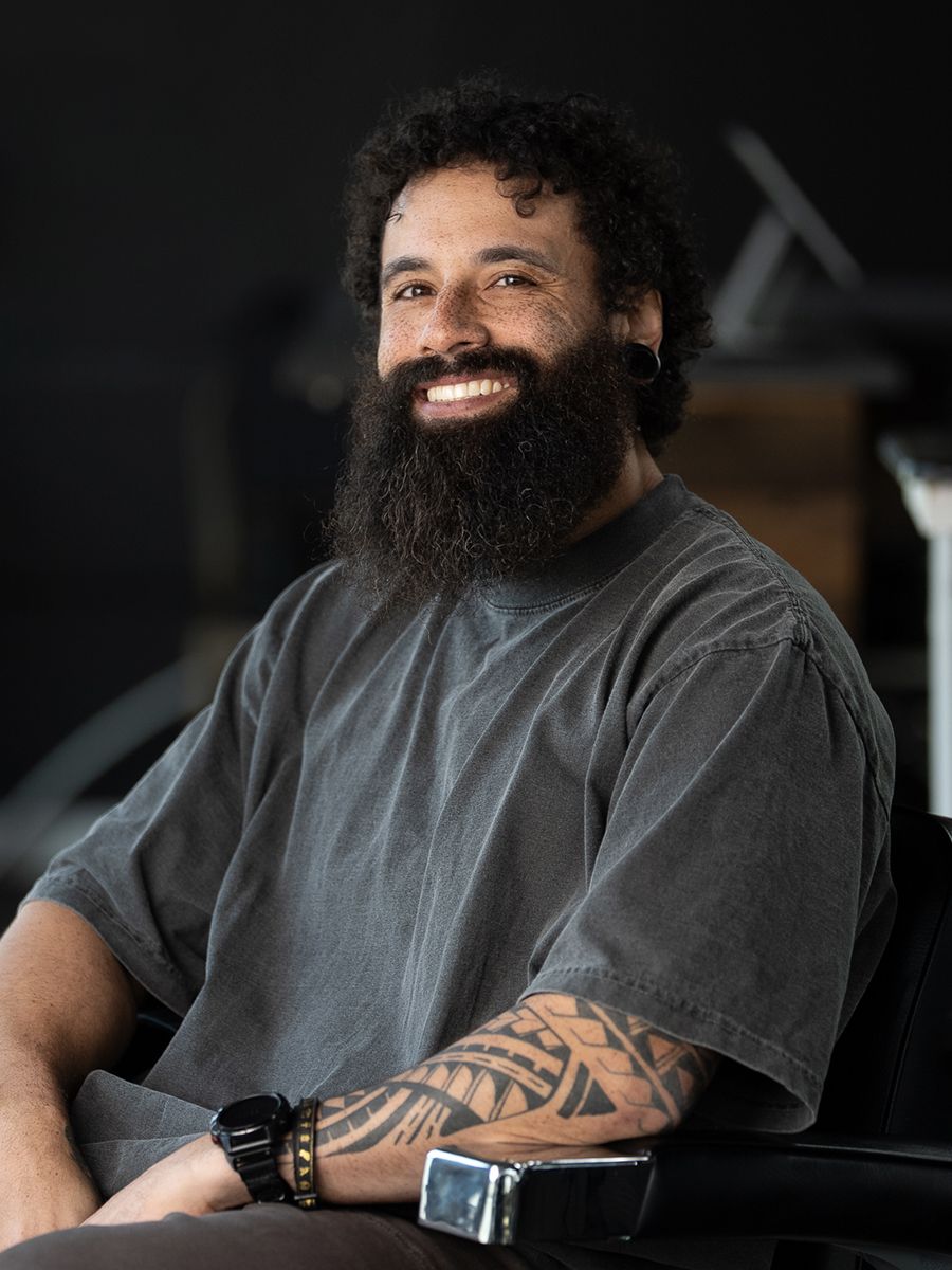 D'Jon - Barber at District Barbershop Near Southside